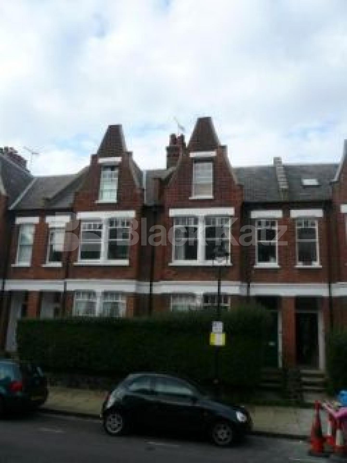 			LET!, 1 Bedroom, 1 bath, 1 reception Flat			 Bisham Gardens, HIGHGATE N6 N6